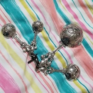 Fleur-de-lis Measuring Spoons 1T, 1t, 1/2t, 1/4t